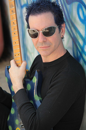Celebrity & Promotional photos by ©Jennifer Emery of PBJ Candids