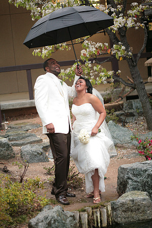 Torrance Cultural Arts Center wedding photos by Jennifer Emery of PBJ Candids